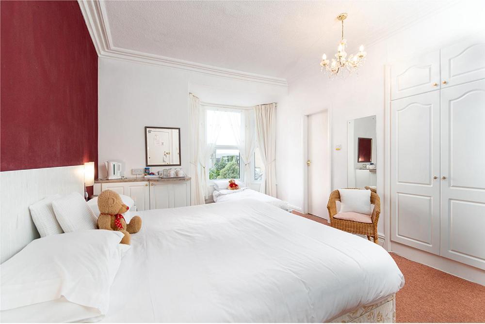 Anglesey House Bed & Breakfast Llandudno Exterior photo