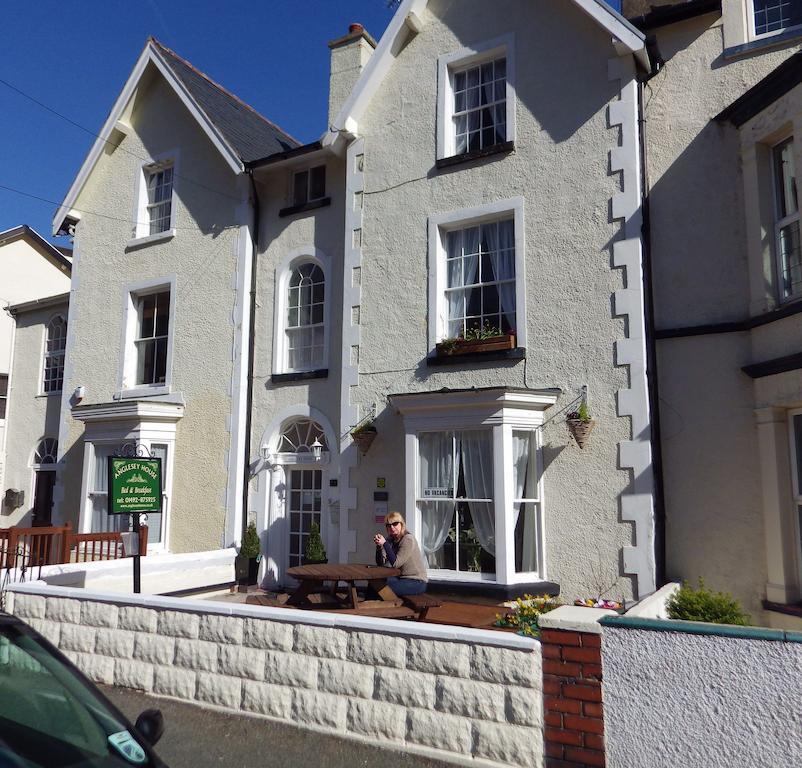 Anglesey House Bed & Breakfast Llandudno Exterior photo